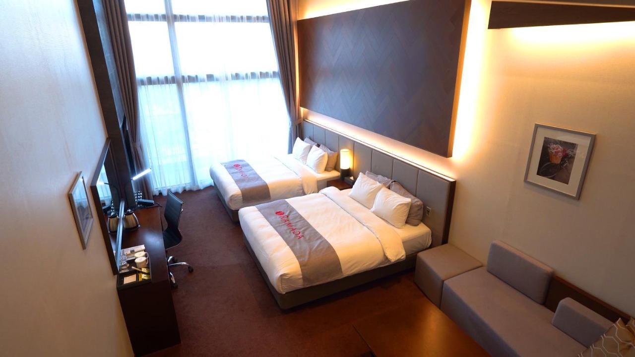 Ramada Hotel & Suite By Wyndham Gangwon Pyeongchang Extérieur photo