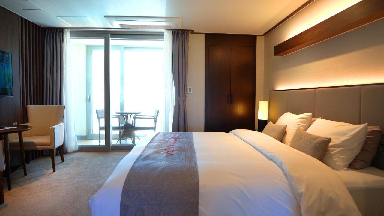 Ramada Hotel & Suite By Wyndham Gangwon Pyeongchang Extérieur photo