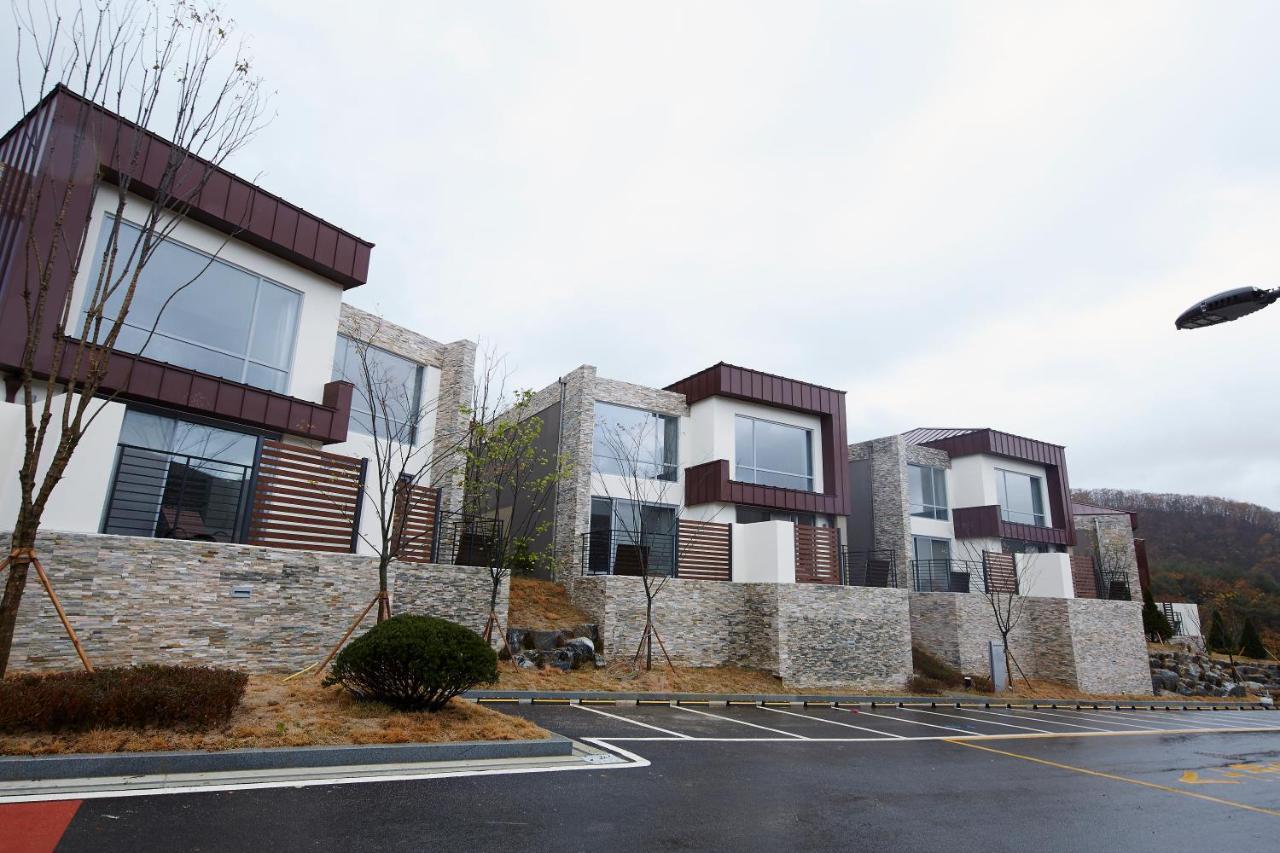 Ramada Hotel & Suite By Wyndham Gangwon Pyeongchang Extérieur photo